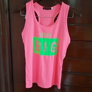 Women pink neon top sleeveless. M